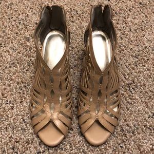 Nude Aerosoles Heels